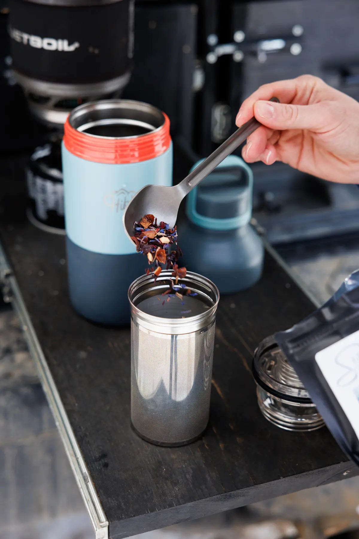 Hot tea and infusions with the All-Day Adventure Flask outdoors